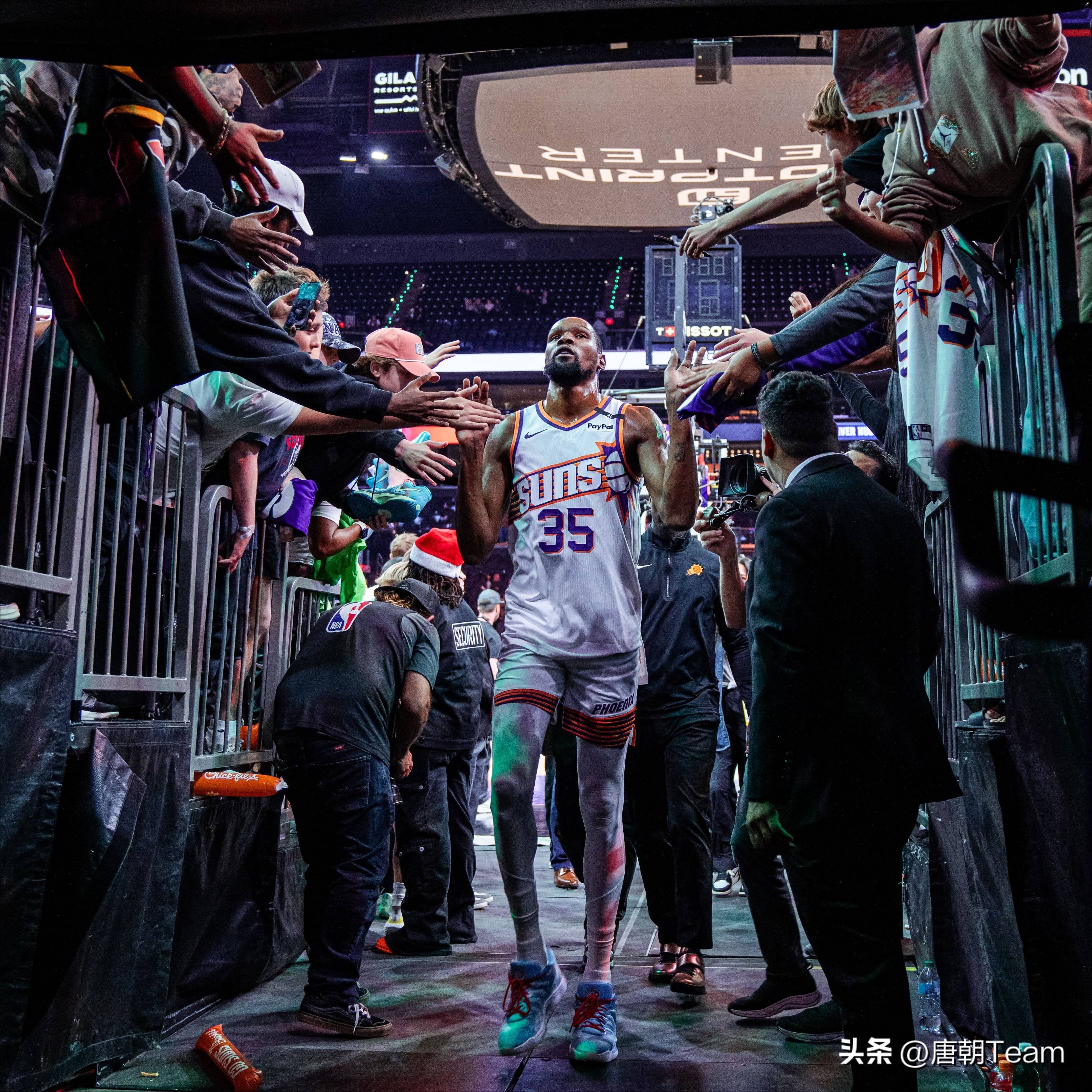 鹈鹕轻取76人，杜兰特状态火热