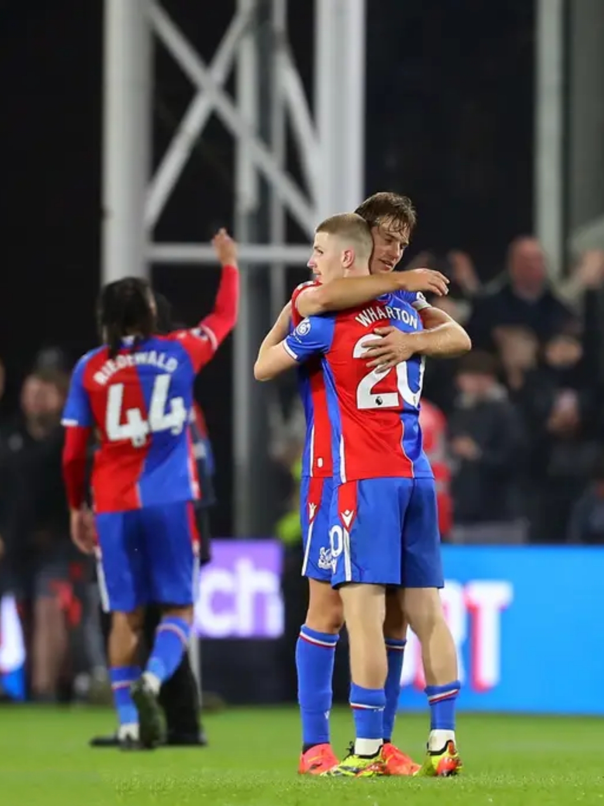 曼联鏖战里昂，基米希状态火热