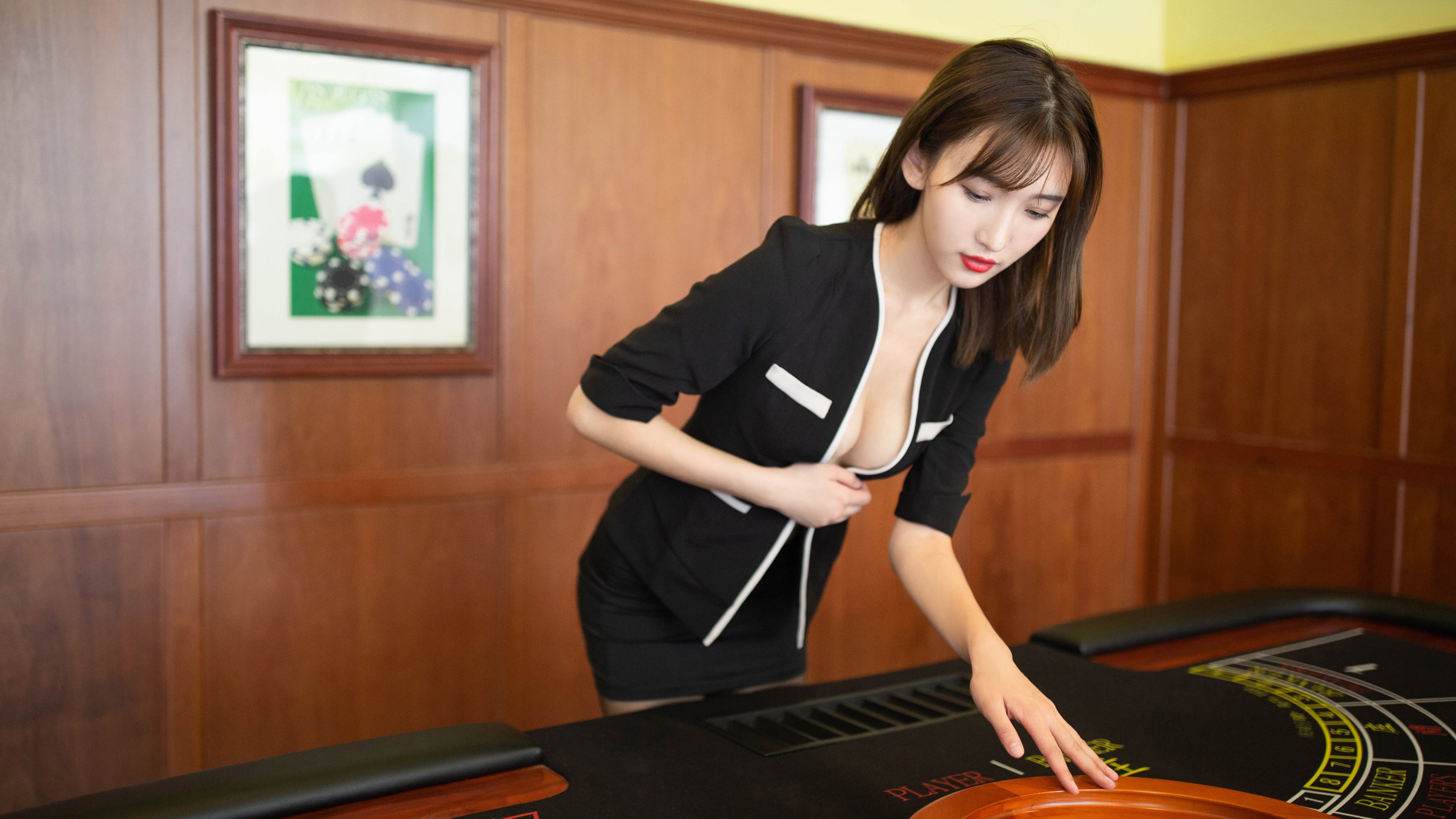 双重镜像，当京多安在虚幻的战场上复刻齐达内—一次对洪法之战唯一性的解构