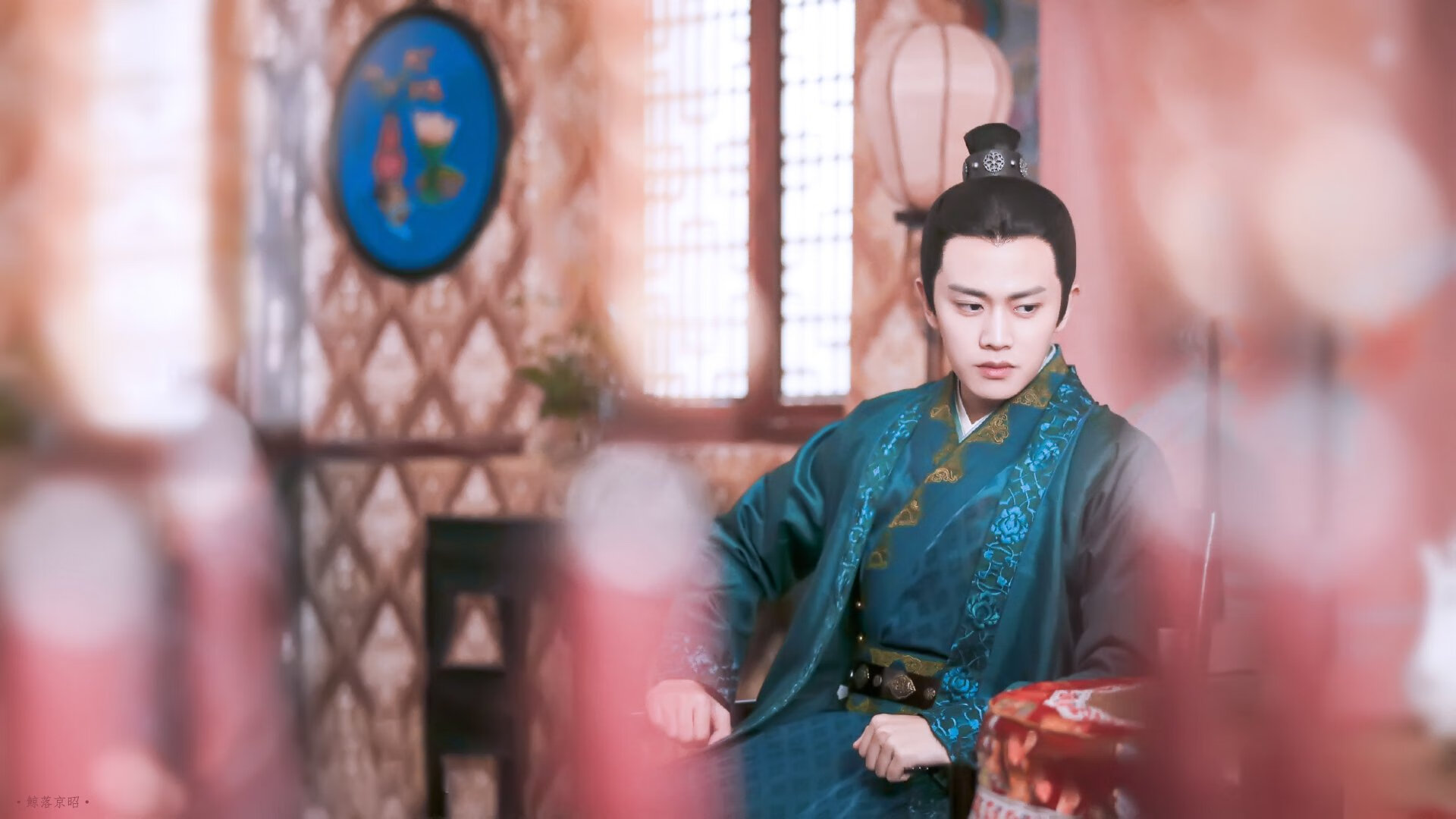 巴拉圭利刃出鞘，卢卡库风暴席卷，绿茵场上的冰与火之歌