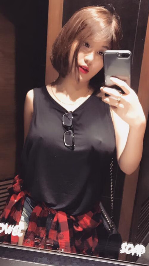 硬仗中的唯一英雄,莫兰特跨联赛助76人险胜广厦队