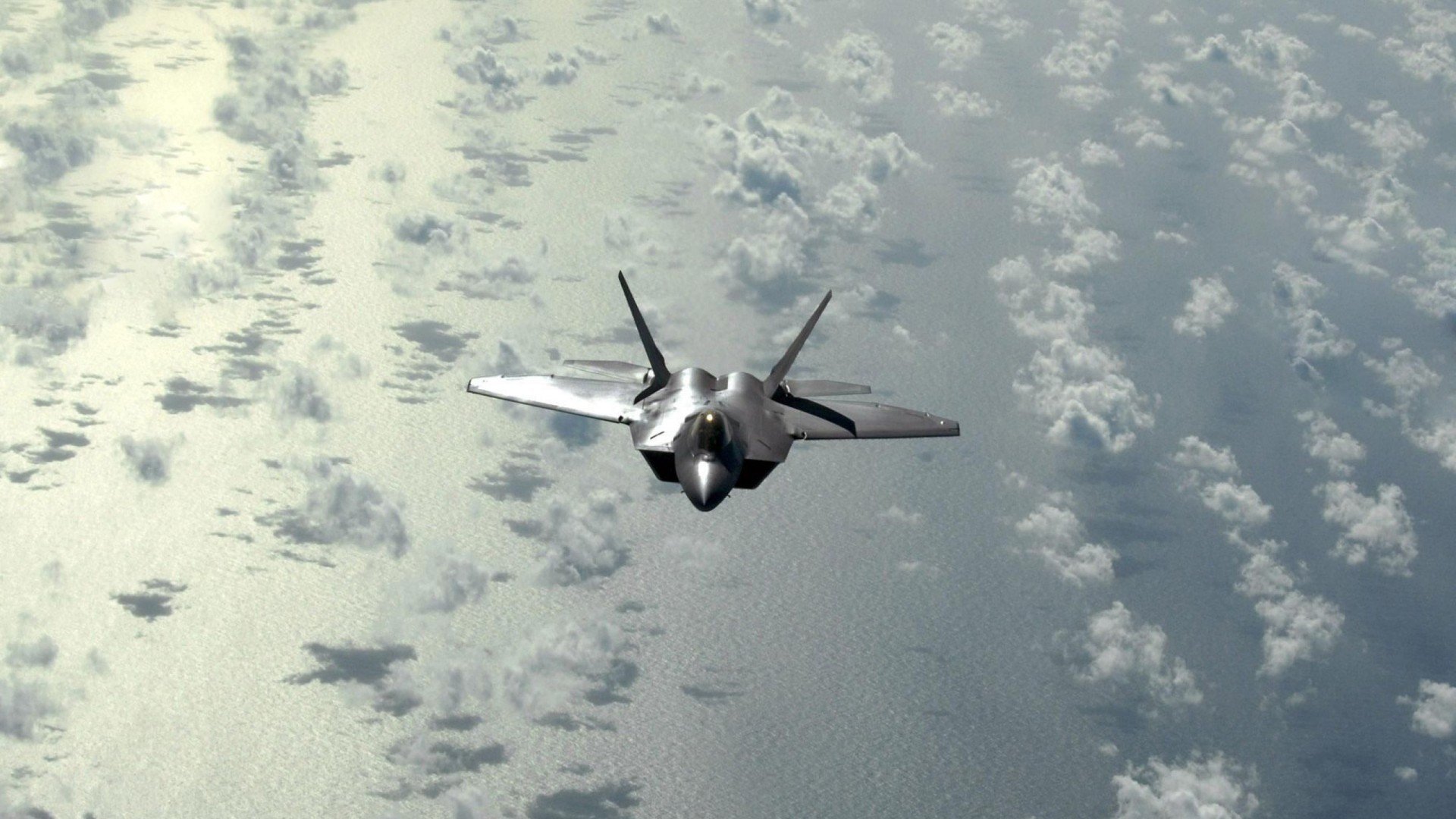 引擎、脚步与掌控，当赛道轰鸣遇见篮球美学