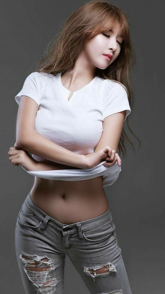 开云体育平台APP-黑色闪电撕裂欧陆防线，当加纳的碾压成为宿命，拉什福德为何成了B组最孤独的星光？