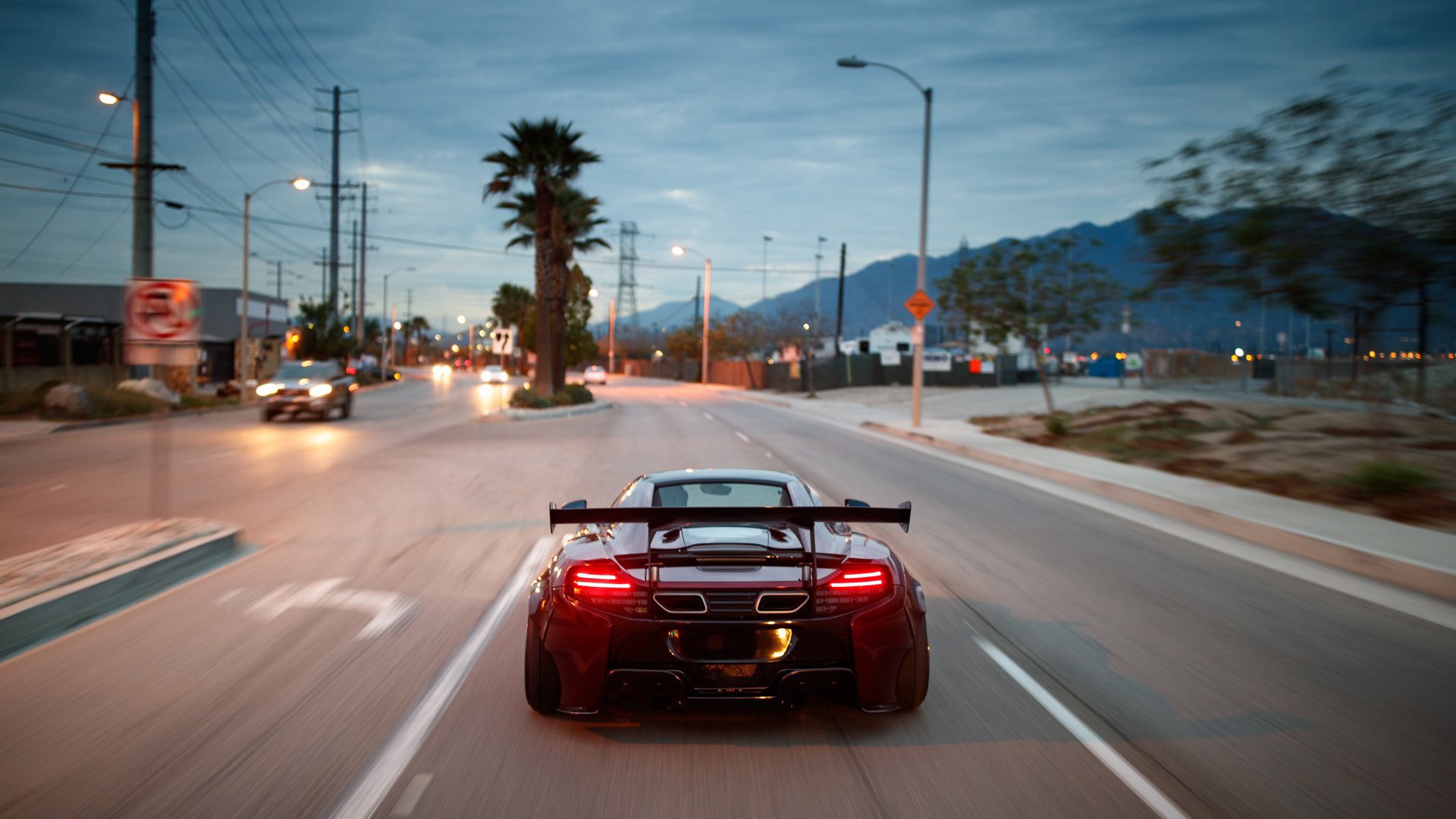 沙漠绿洲的陷落，巴雷拉用印加魔笛奏响2026世界杯最强音，秘鲁完胜伊拉克背后的战术革命
